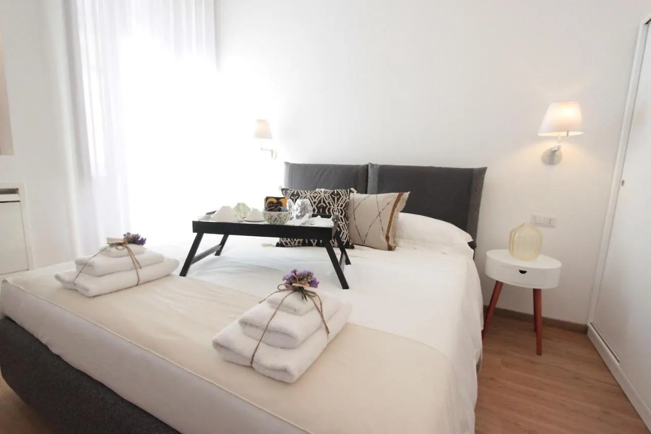 Palazzo Pinto B&B Brindisi 0*,  Włochy